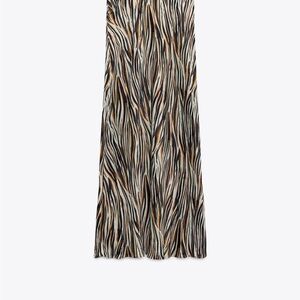 Animal print midi skirt Zara